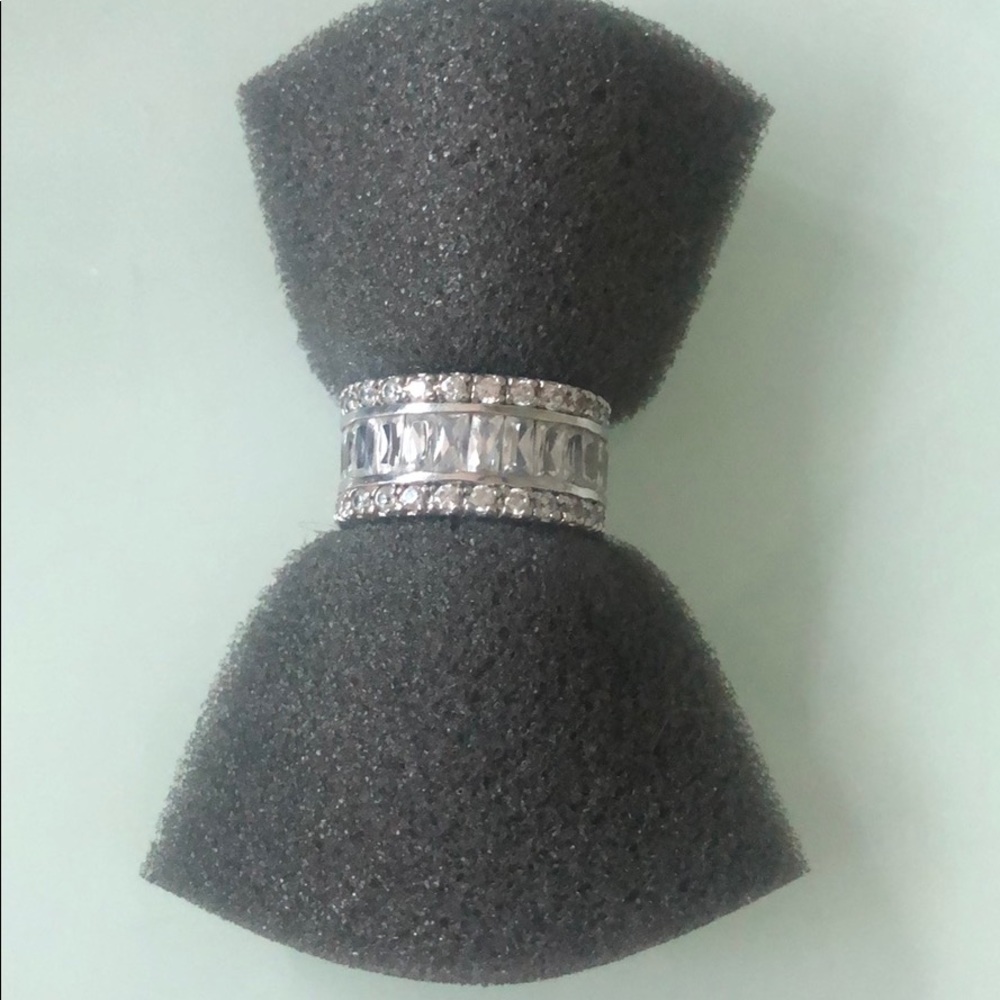 Beautiful CZ ring‎